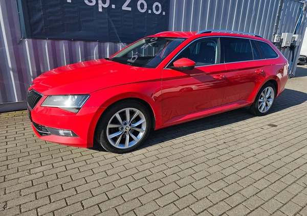 Skoda Superb cena 81057 przebieg: 198856, rok produkcji 2019 z Ruda Śląska małe 497